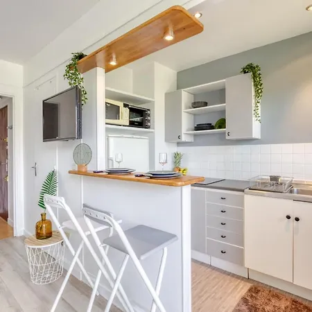 Zzzen Aux Portes De Paris Avec Parking Et Netflix Vincennes Exterior photo