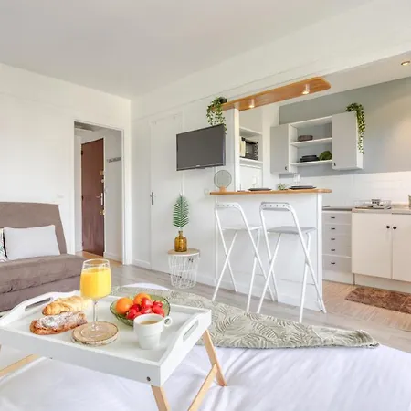 Zzzen Aux Portes De Paris Avec Parking Et Netflix Vincennes Exterior photo